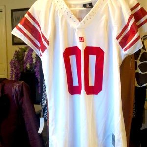 A NFL giant shirt